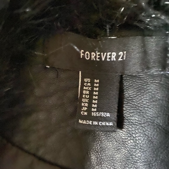 Faux leather moto jacket with removable fur ( black) - Picture 5 of 5